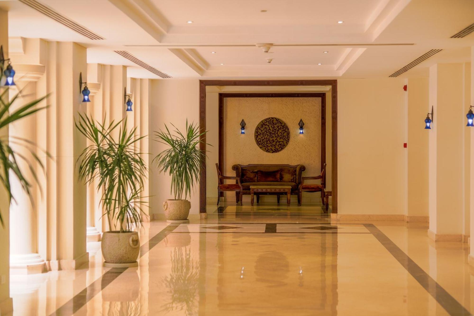 Baron Palms Adults Friendly Only 16 Years Plus Boutique Hotel Style Sharm el Sheikh Esterno foto The interior of the hotel