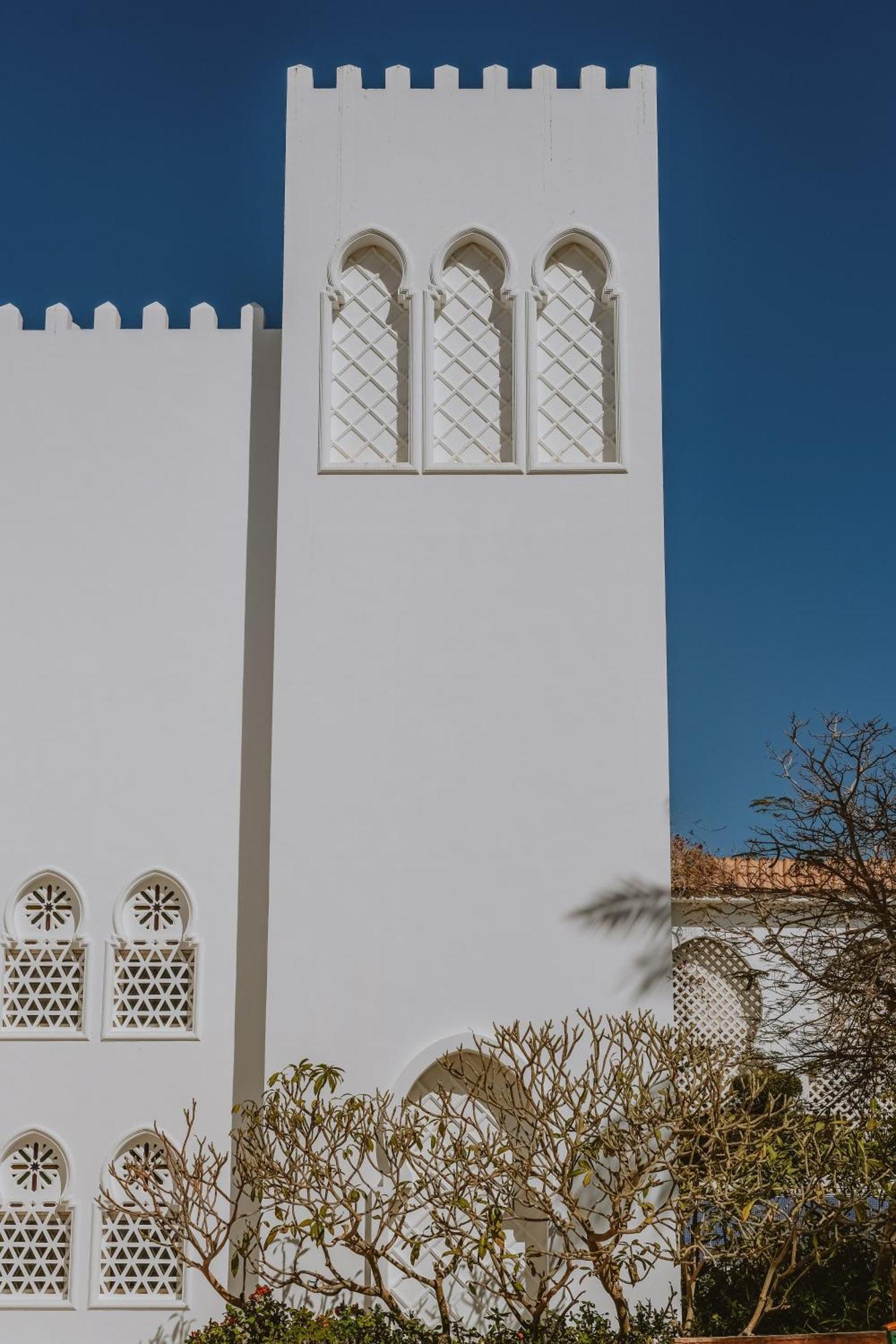 Baron Palms Adults Friendly Only 16 Years Plus Boutique Hotel Style Sharm el Sheikh Esterno foto The tower of the church