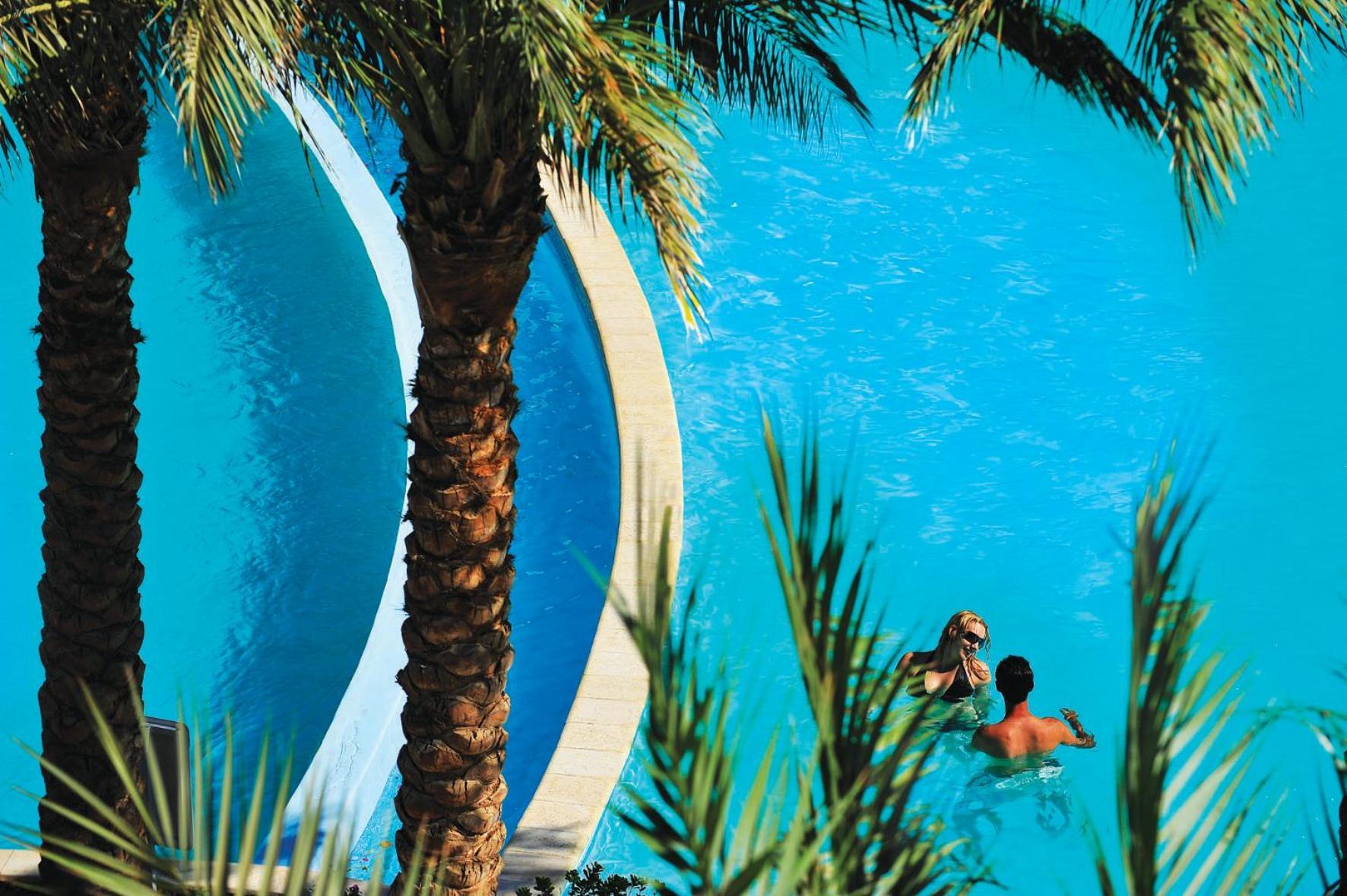 Baron Palms Adults Friendly Only 16 Years Plus Boutique Hotel Style Sharm el Sheikh Esterno foto The pool at the Atlantis Paradise Island